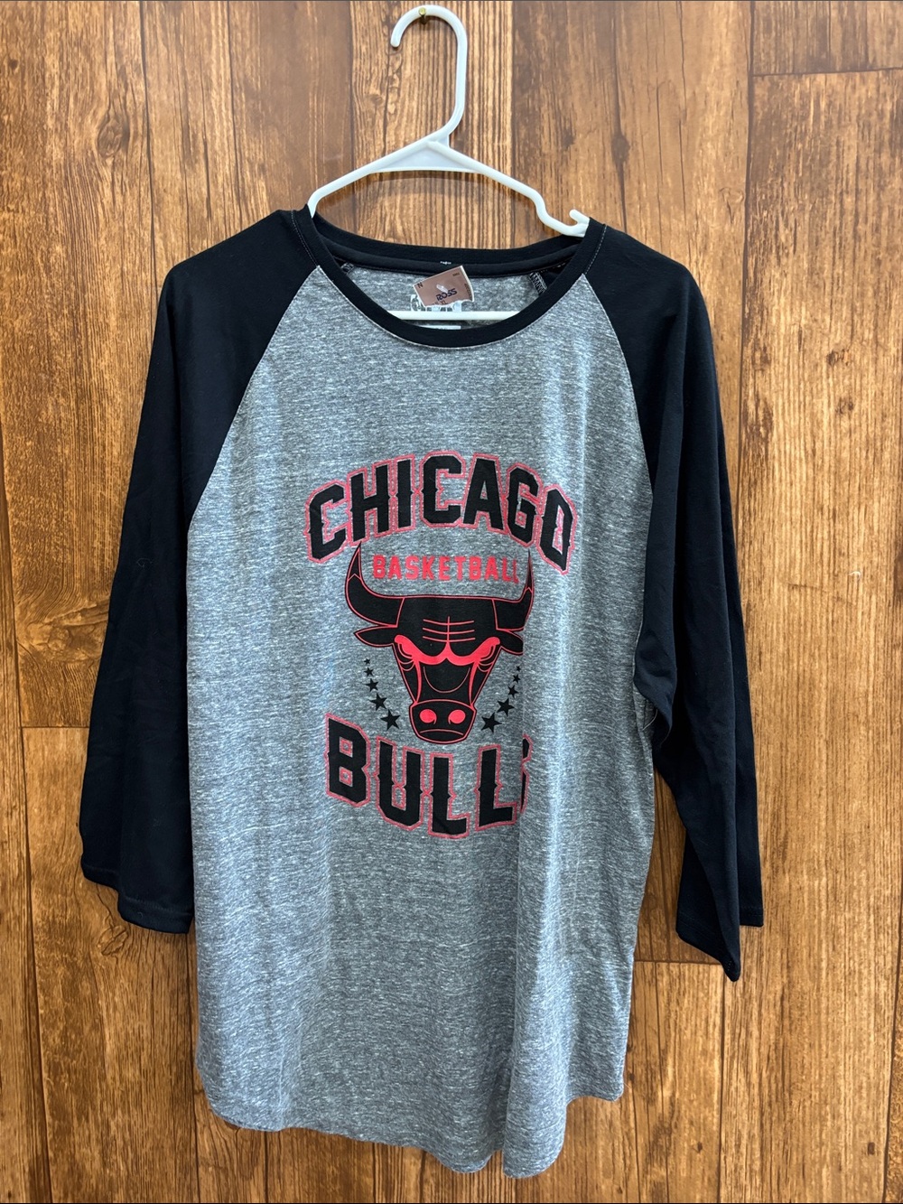NBA Chicago Bulls Gray and Black Long Sleeve Raglan Tee